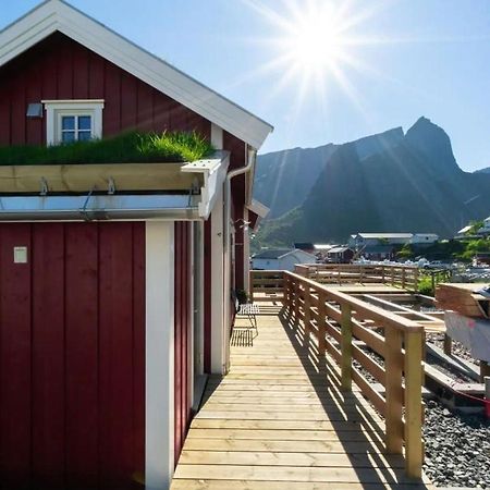 Madelhea Cabin- Seaview Lodge Рейне Екстер'єр фото